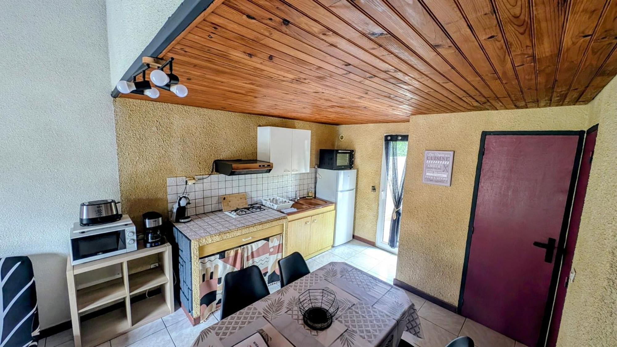 Gite La Capelle Roquefort Des Corbieres Sigean Narbonne Aude Room photo